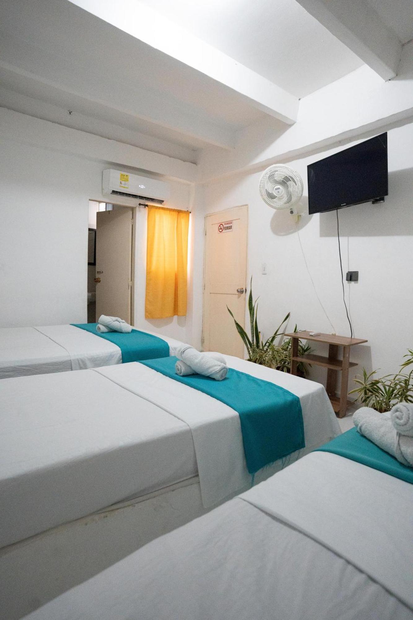 Rivera Hostel Santa Marta  Exterior photo